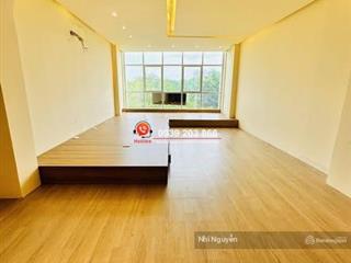 Cho thuê building quận 2 550m2 8pn