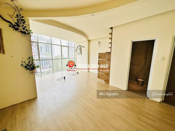 Cho thuê building quận 2 550m2 8pn