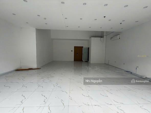 Cho thuê building sarina 232m2 nội thất đầy đủ, vị trí thuận tiện,  xem nhà