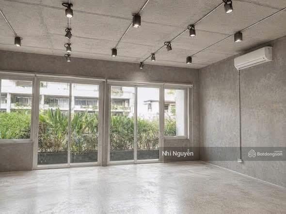 Cho thuê building sala 695m2 nội thất đầy đủ, vị trí thuận tiện,  xem nhà