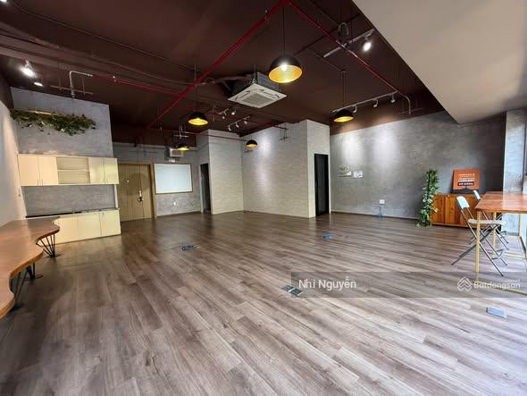 Cho thuê building sala 230m2 nội thất đầy đủ, vị trí thuận tiện,  xem nhà