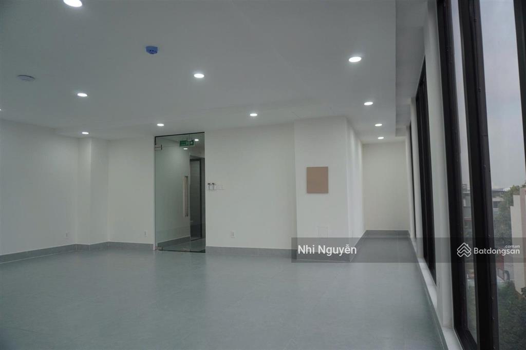 Cho thuê building quận 2 1100m2 nội thất đầy đủ, vị trí thuận tiện,  xem nhà