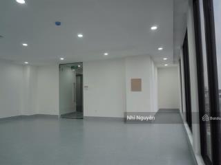 Cho thuê building quận 2 1100m2 nội thất đầy đủ, vị trí thuận tiện,  xem nhà