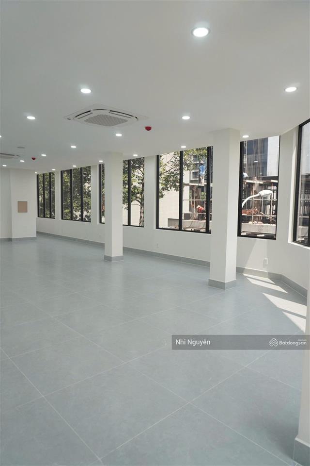 Cho thuê building quận 2 1100m2 nội thất đầy đủ, vị trí thuận tiện,  xem nhà