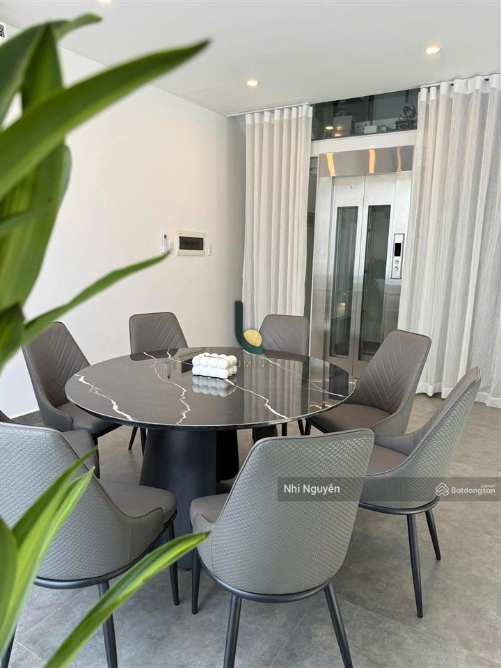 Cho thuê villa thảo điền 400m2 5pn