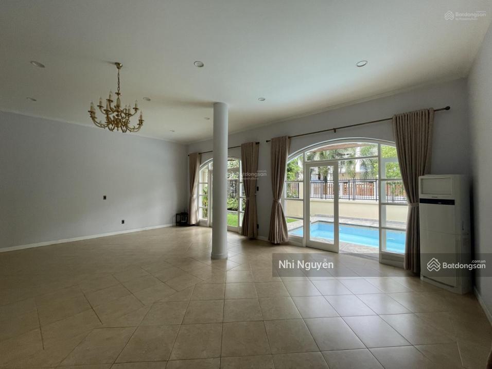 Cho thuê villa quận 2 450m2 5pn nội thất đầy đủ, vị trí thuận tiện,  xem nhà