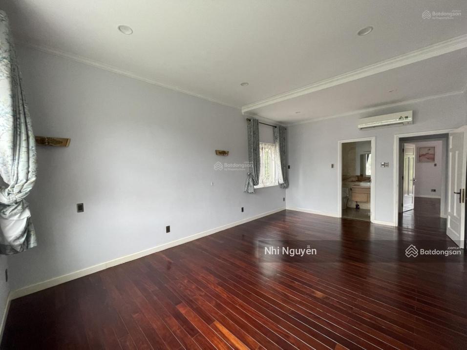 Cho thuê villa quận 2 450m2 5pn nội thất đầy đủ, vị trí thuận tiện,  xem nhà