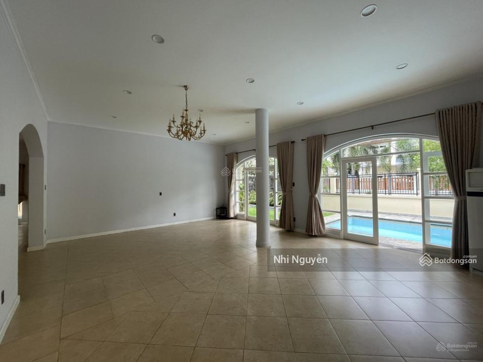Cho thuê villa quận 2 450m2 5pn nội thất đầy đủ, vị trí thuận tiện,  xem nhà