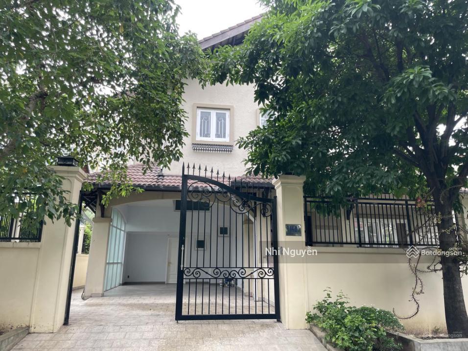 Cho thuê villa quận 2 450m2 5pn nội thất đầy đủ, vị trí thuận tiện,  xem nhà