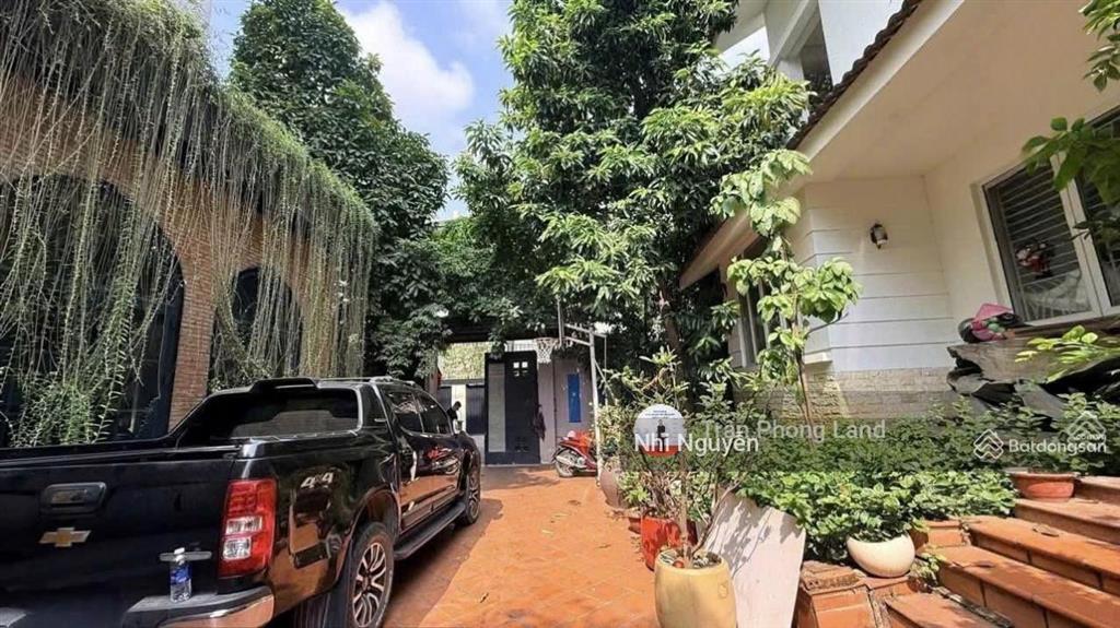Cho thuê villa quận 2 540m2 6pn nội thất đầy đủ, vị trí thuận tiện,  xem nhà