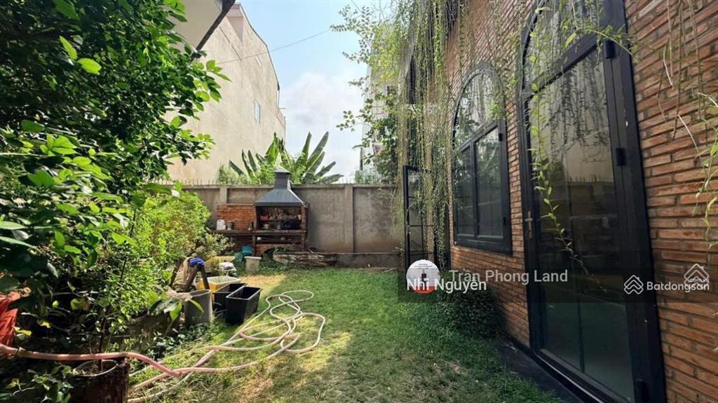 Cho thuê villa quận 2 540m2 6pn nội thất đầy đủ, vị trí thuận tiện,  xem nhà