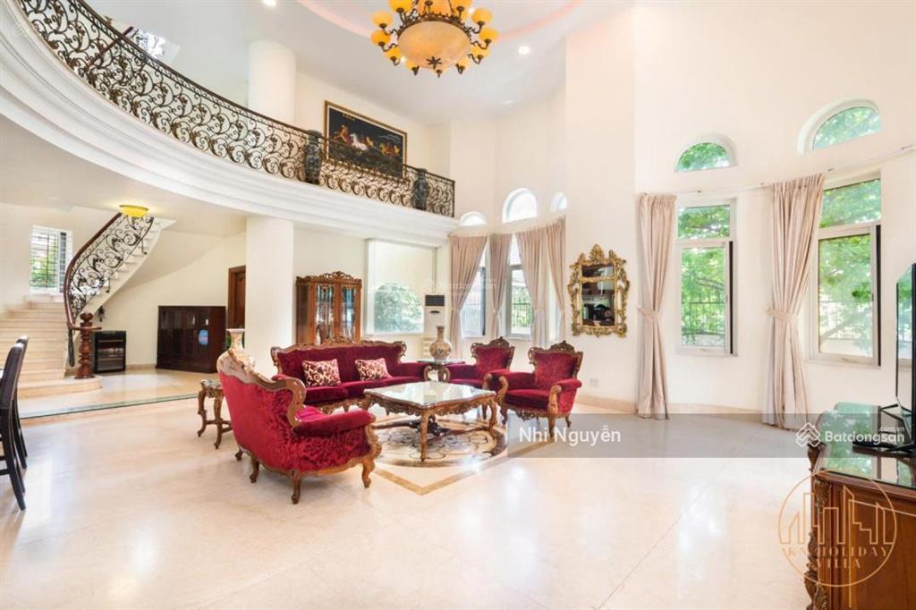Cho thuê villa quận 2 310.5m2 6pn