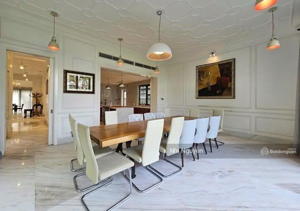Cho thuê villa quận 2 550m2 4pn nội thất đầy đủ, vị trí thuận tiện,  xem nhà