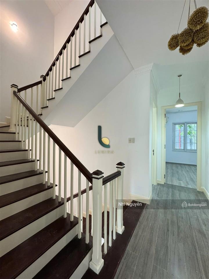 Cho thuê villa an phú 200m2 5pn nội thất đầy đủ, vị trí thuận tiện,  xem nhà