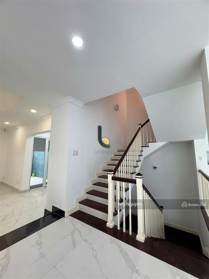 Cho thuê villa an phú 200m2 5pn nội thất đầy đủ, vị trí thuận tiện,  xem nhà