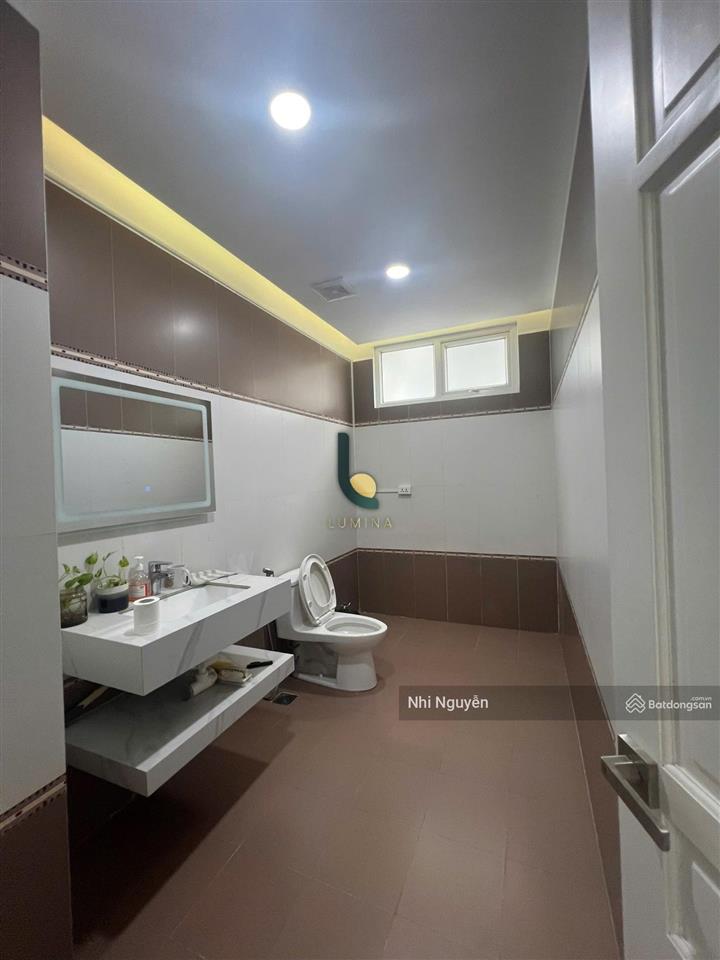 Cho thuê villa thảo điền 420m2 nội thất đầy đủ, vị trí thuận tiện,  xem nhà