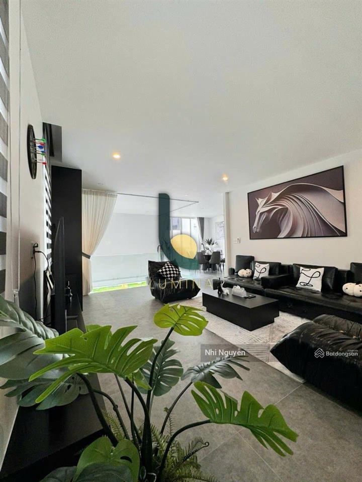 Cho thuê villa thảo điền 500m2 nội thất đầy đủ, vị trí thuận tiện,  xem nhà