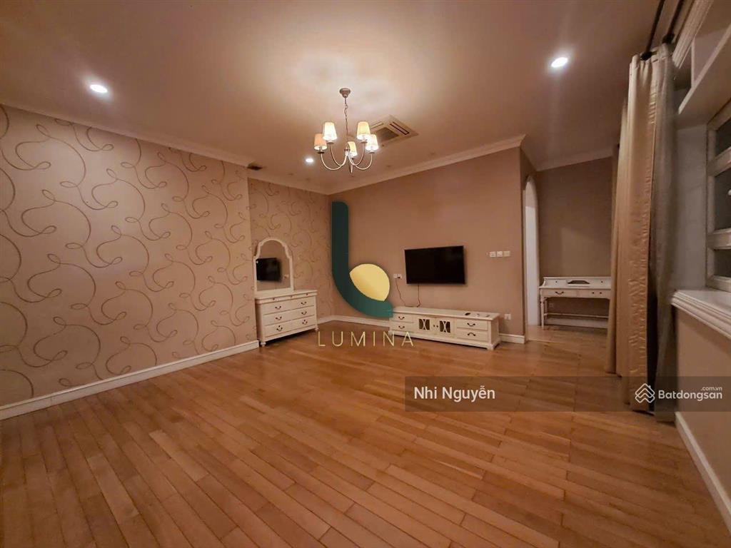 Cho thuê villa thảo điền 390m2 5pn