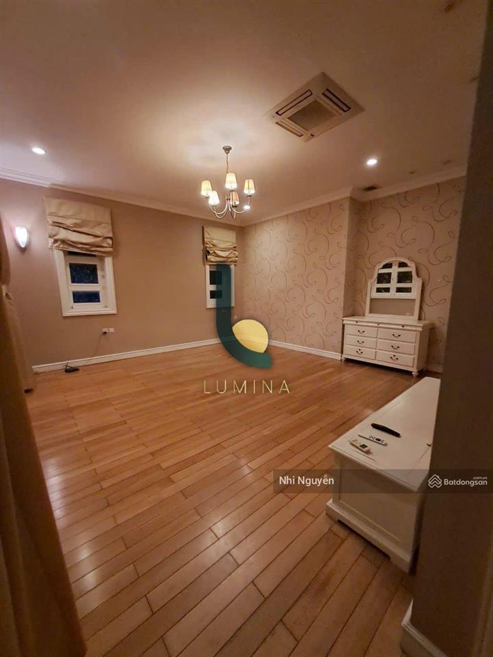 Cho thuê villa thảo điền 390m2 5pn