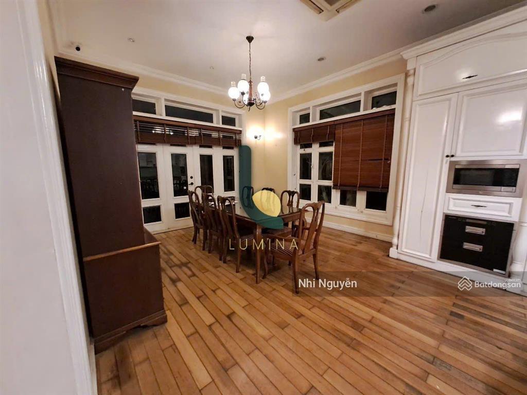 Cho thuê villa thảo điền 390m2 5pn