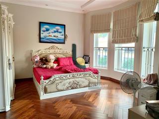 Cho thuê villa thảo điền 320m2 6pn