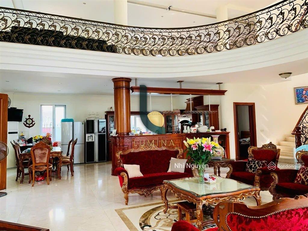 Cho thuê villa thảo điền 320m2 6pn