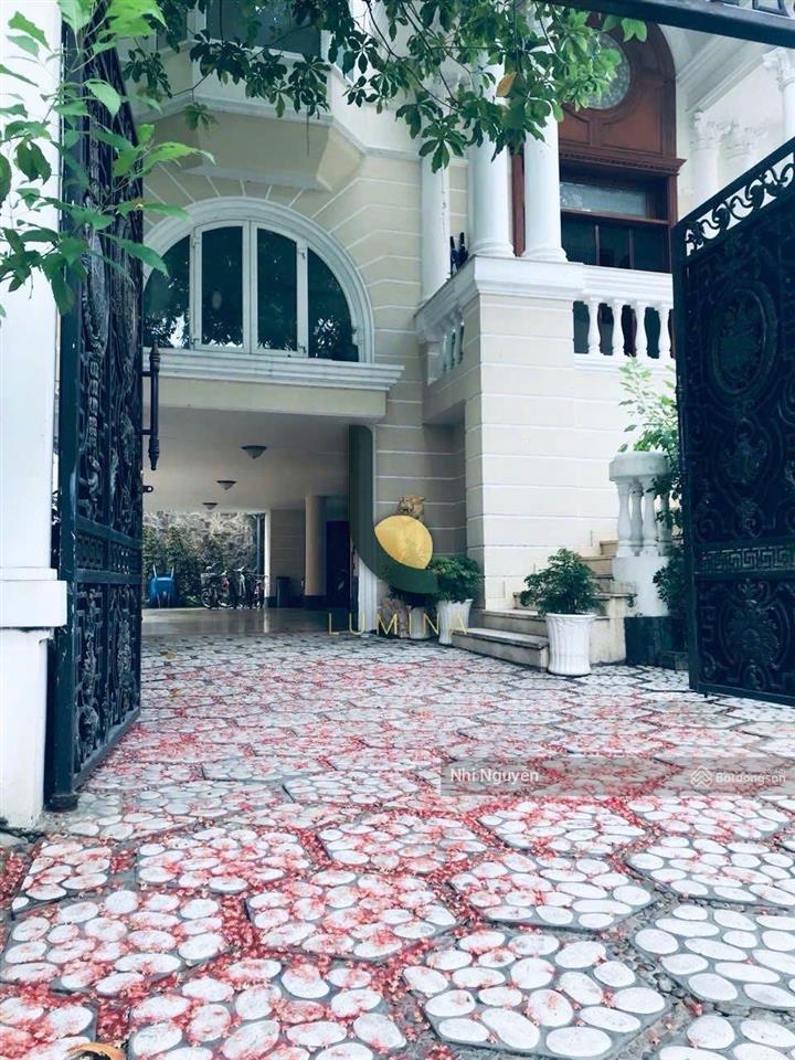 Cho thuê villa thảo điền 320m2 6pn