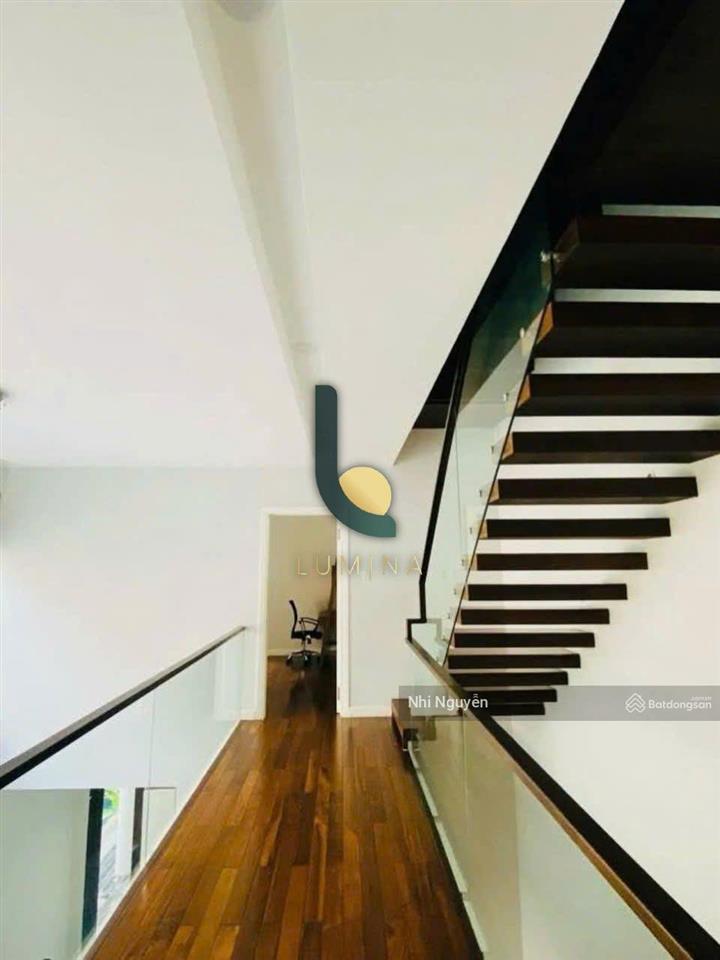 Cho thuê villa thảo điền 300m2 5pn
