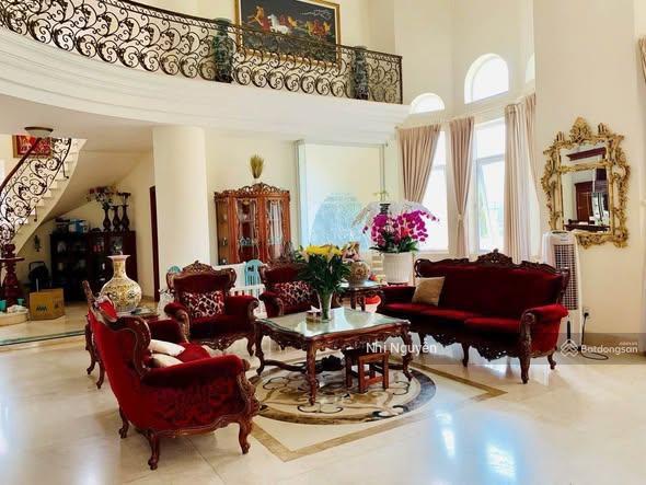 Cho thuê villa quận 2 320m2 6pn nội thất đầy đủ, vị trí thuận tiện,  xem nhà