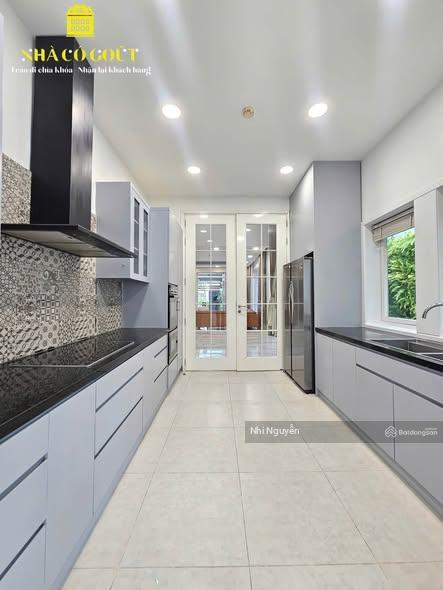 Cho thuê villa quận 2 200m2 5pn nội thất đầy đủ, vị trí thuận tiện,  xem nhà