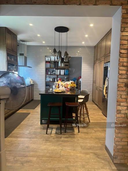 Cho thuê villa quận 2 329,5m2 4pn