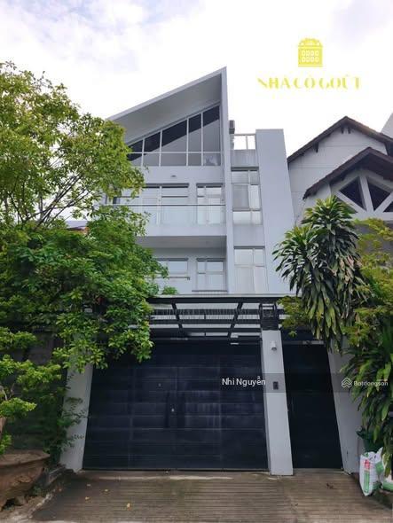 Cho thuê villa quận 2 430m2 5pn nội thất đầy đủ, vị trí thuận tiện,  xem nhà