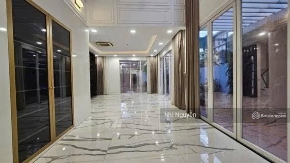 Cho thuê villa quận 2 430m2 5pn nội thất đầy đủ, vị trí thuận tiện,  xem nhà