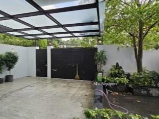 Cho thuê villa quận 2 430m2 5pn nội thất đầy đủ, vị trí thuận tiện,  xem nhà