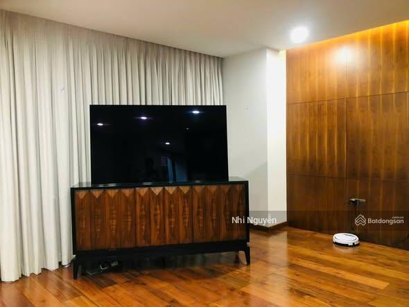 Cho thuê villa quận 2 570m2 4pn nội thất đầy đủ, vị trí thuận tiện,  xem nhà