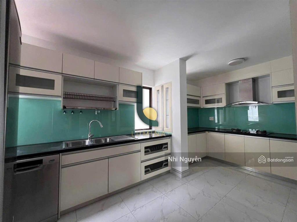 Cho thuê villa quận 2 533m2 4pn nội thất đầy đủ, vị trí thuận tiện,  xem nhà