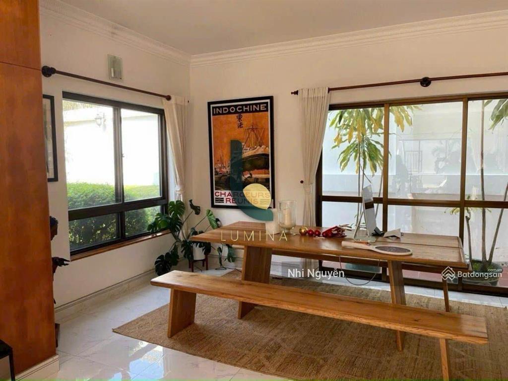 Cho thuê villa quận 2 533m2 4pn nội thất đầy đủ, vị trí thuận tiện,  xem nhà