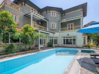 Cho thuê villa quận 2 600m2 9pn nội thất đầy đủ, vị trí thuận tiện,  xem nhà