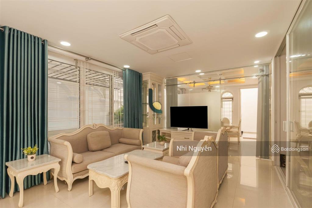 Cho thuê villa quận 2 500m2 6pn nội thất đầy đủ, vị trí thuận tiện,  xem nhà