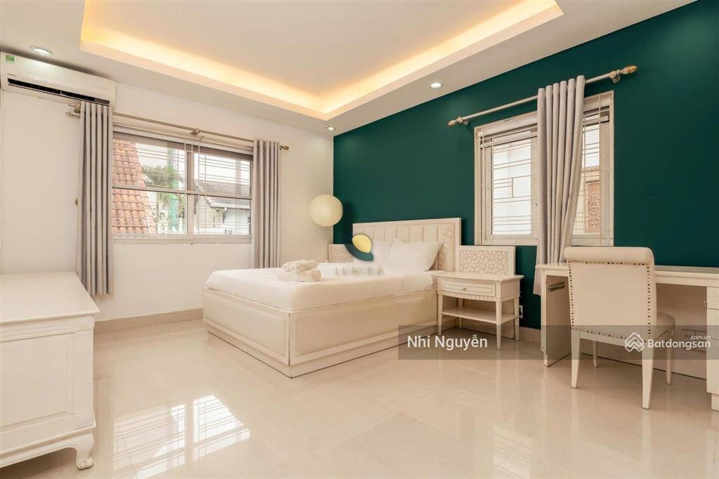 Cho thuê villa quận 2 500m2 6pn nội thất đầy đủ, vị trí thuận tiện,  xem nhà
