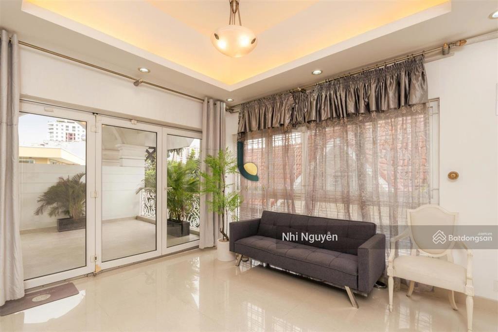 Cho thuê villa quận 2 500m2 6pn nội thất đầy đủ, vị trí thuận tiện,  xem nhà