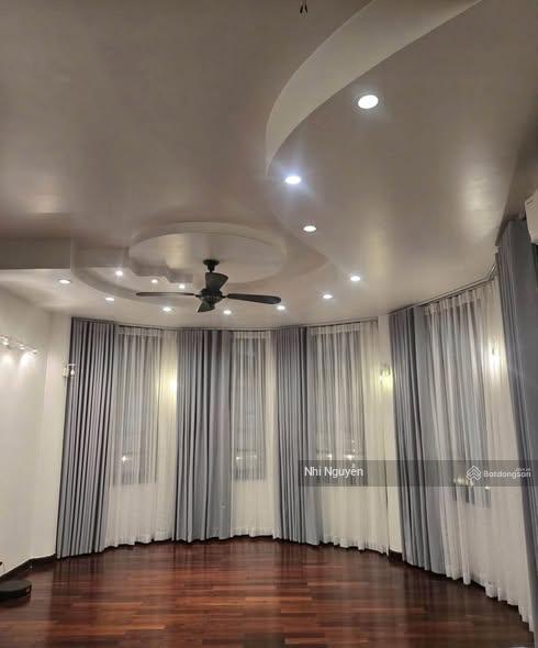 Cho thuê villa quận 2 289m2 5pn nội thất đầy đủ, vị trí thuận tiện,  xem nhà