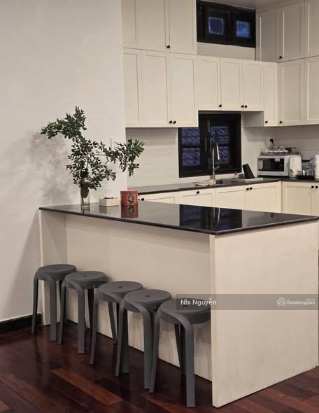 Cho thuê villa quận 2 289m2 5pn nội thất đầy đủ, vị trí thuận tiện,  xem nhà