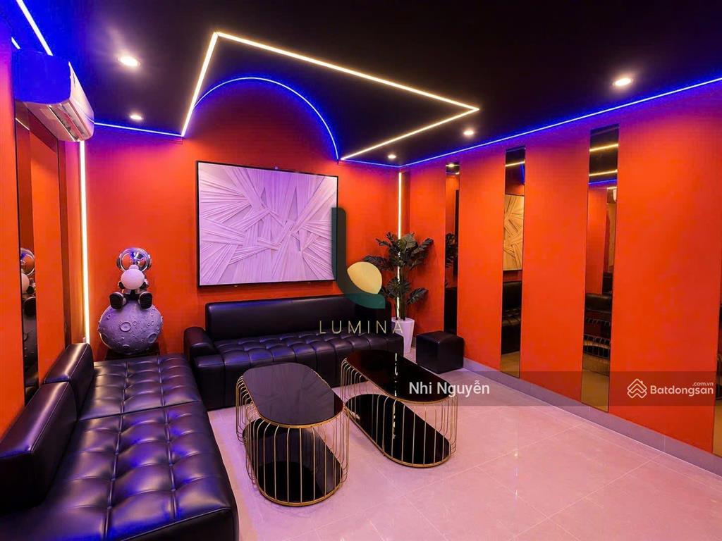 Cho thuê villa quận 2 200m2 7pn nội thất đầy đủ, vị trí thuận tiện,  xem nhà
