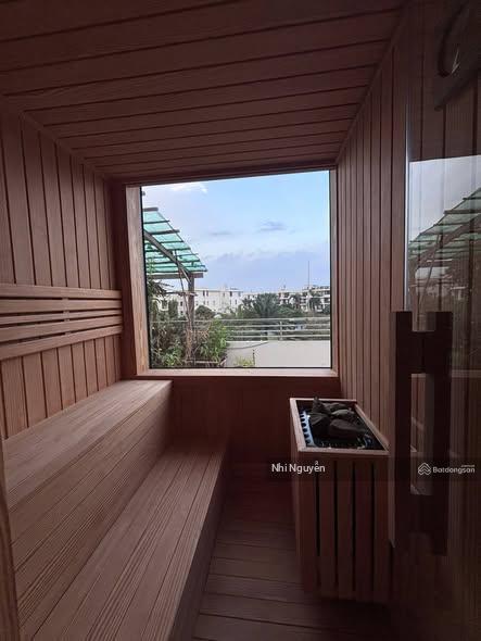 Cho thuê villa quận 9 240m2 4pn nội thất đầy đủ, vị trí thuận tiện,  xem nhà