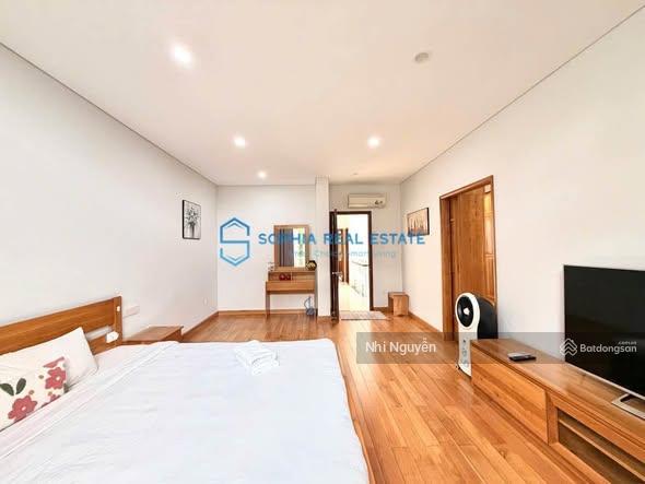 Cho thuê villa quận 2 250m2 5pn nội thất đầy đủ, vị trí thuận tiện,  xem nhà