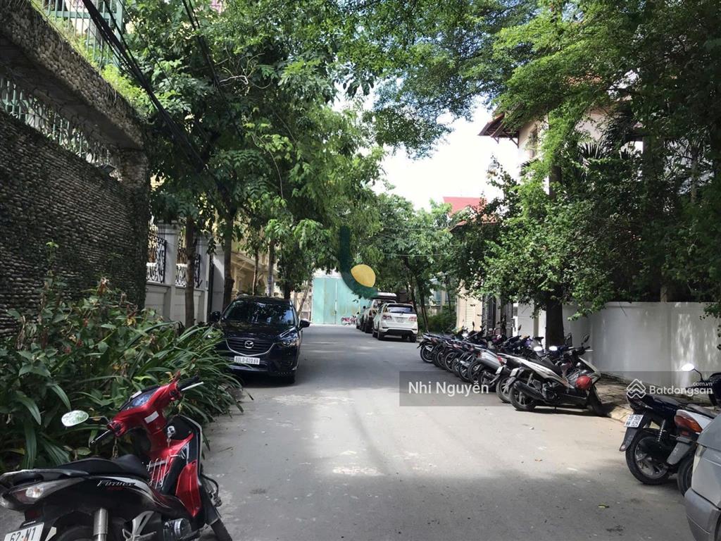 Cho thuê villa thảo điền 200m2 8pn