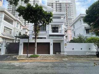 Cho thuê villa quận 7 272m2 4pn nội thất đầy đủ, vị trí thuận tiện,  xem nhà
