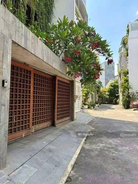 Cho thuê villa quận 2 144m2 3pn nội thất đầy đủ, vị trí thuận tiện,  xem nhà