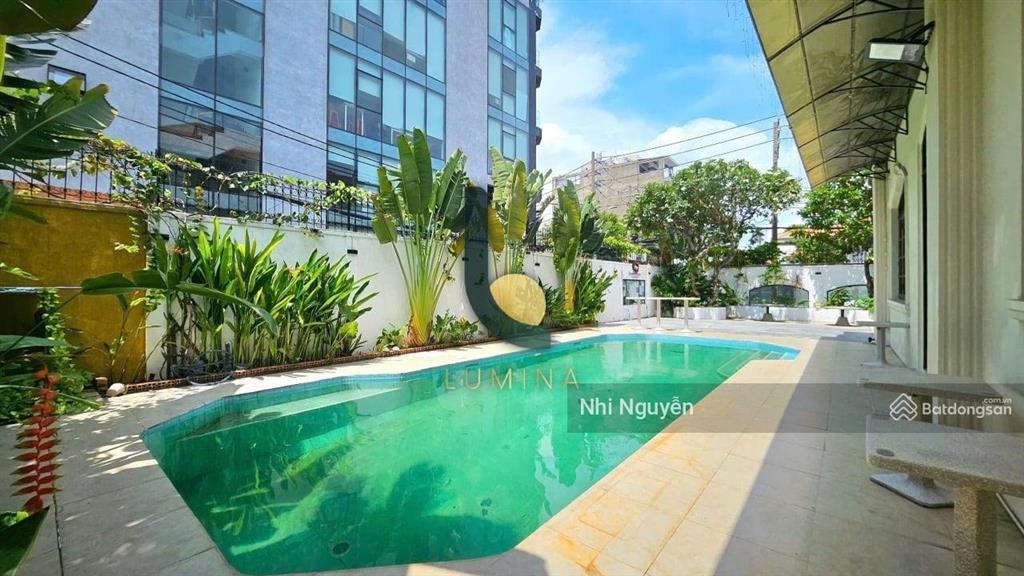 Cho thuê villa quận 2 820m2 nội thất đầy đủ, vị trí thuận tiện,  xem nhà